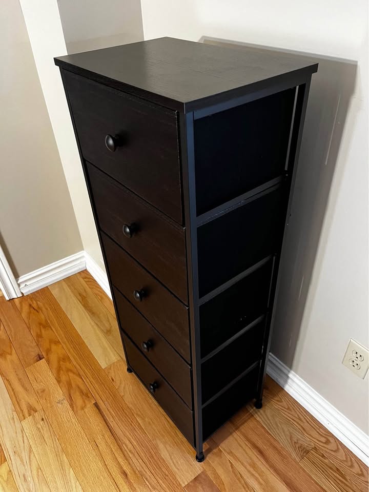 Ojaswi 5-Drawer Dresser, Chest of drawers, Bedroom dresser