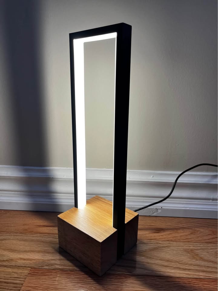 Brentnie Wooden Base Dimmable Touch-Control Table Lamp