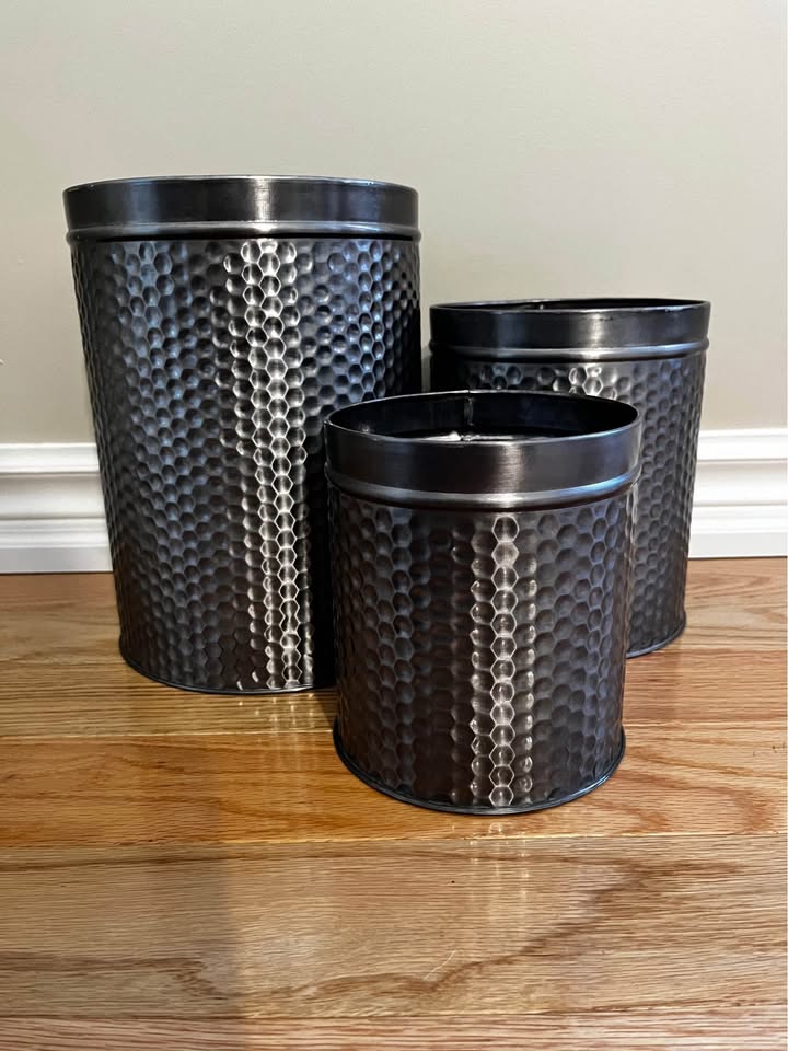 Black Nickel Embossed 3-Piece Pet Canister Set – Golden Paw Handle & Lid