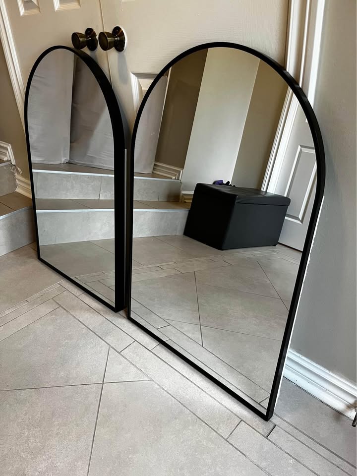 Metal Arched Bathroom/Vanity Mirrors (Set of 2)