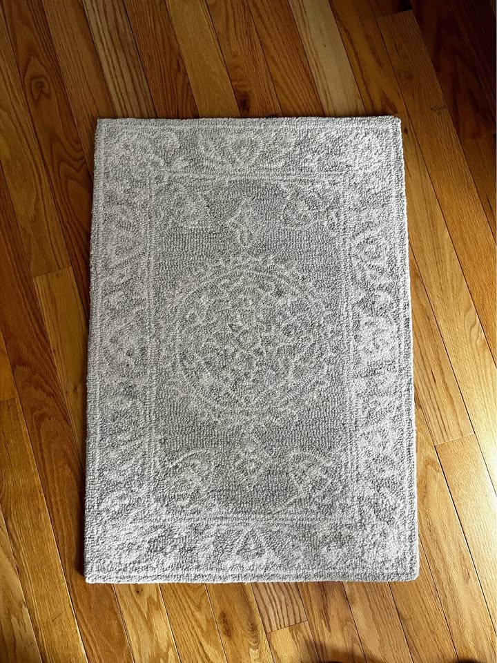 Elegant Small Area Rug