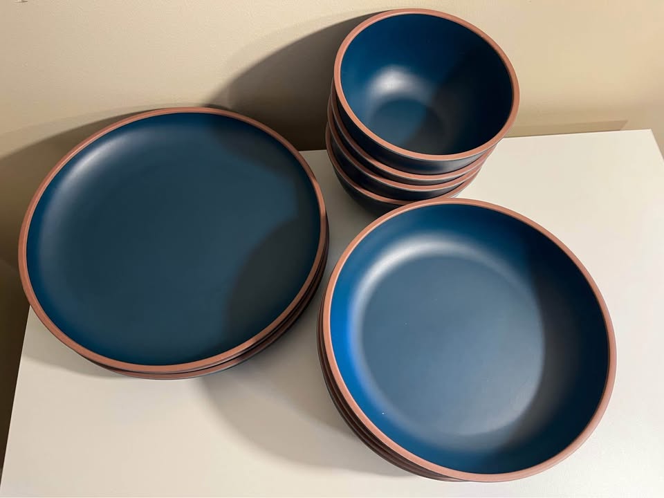 Gibson Home Rockabye 12-Piece Melamine Dinnerware Set – Teal (Open Box)
