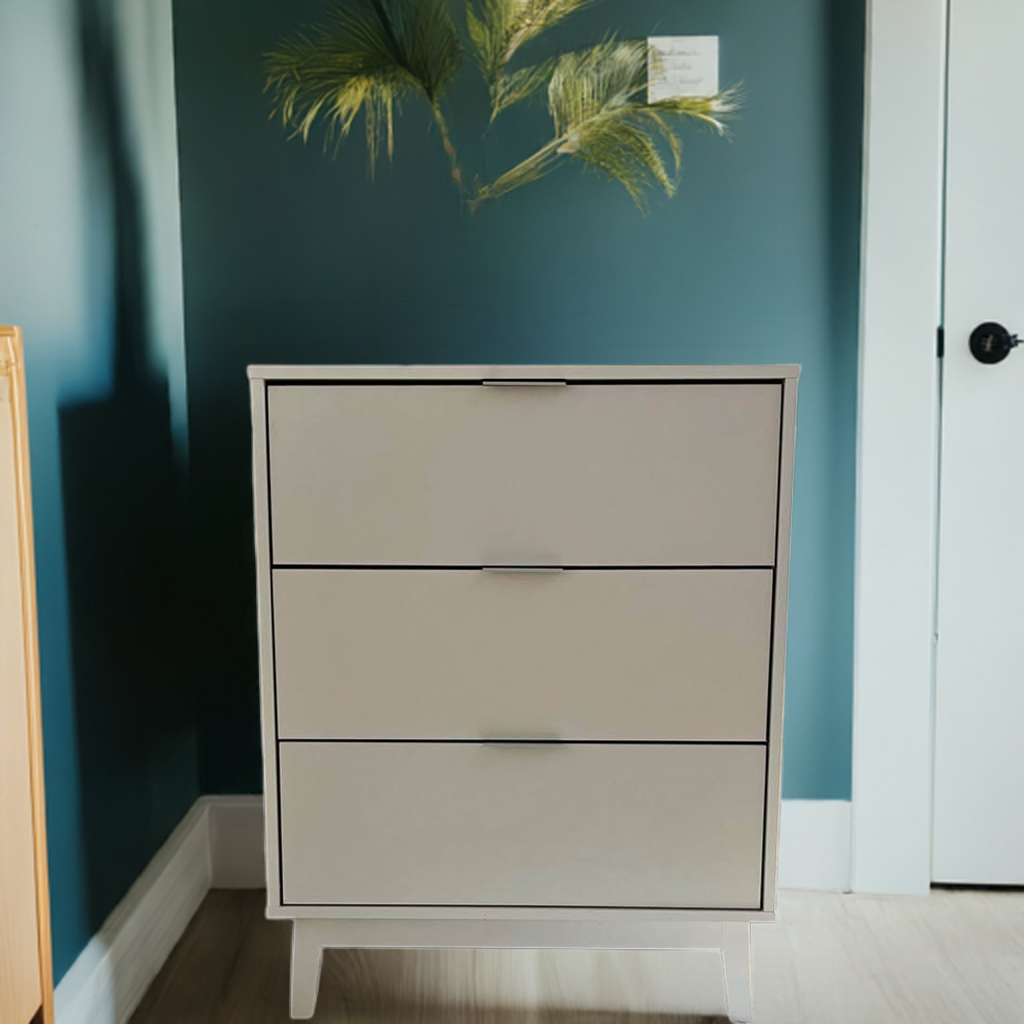 Modern White 3-Drawer Dresser